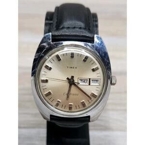 Vintage 70'S TIMEX ELECTRONIC DAY/DATE Working Silver Tone